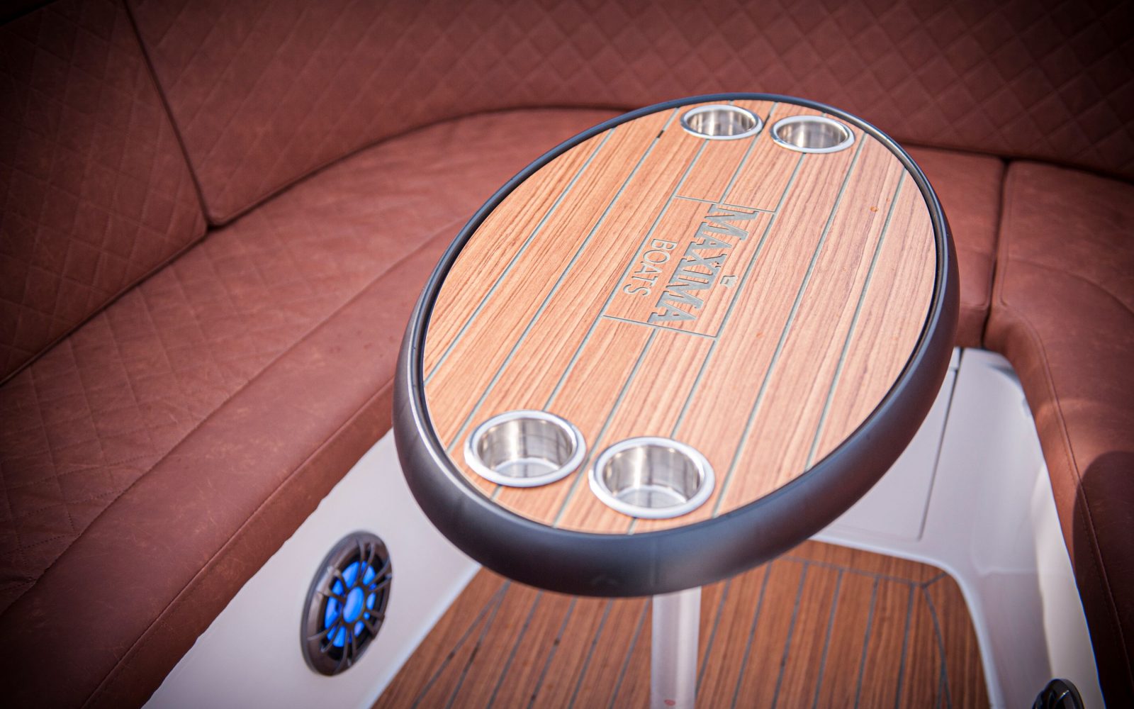 Mooiste accessoires voor je sloep Van Dijk Watersport