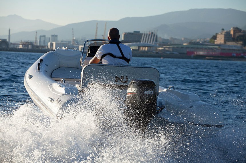 Suzuki 60 pk buitenboordmotor | DF 60 | Van Dijk Watersport